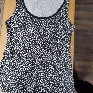 Banana republic CHEETAH PRINT TANK